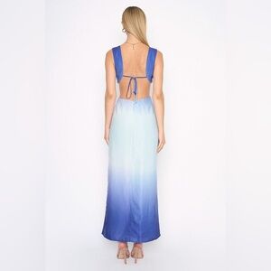 Elegant Blue Ombre Maxi Dress